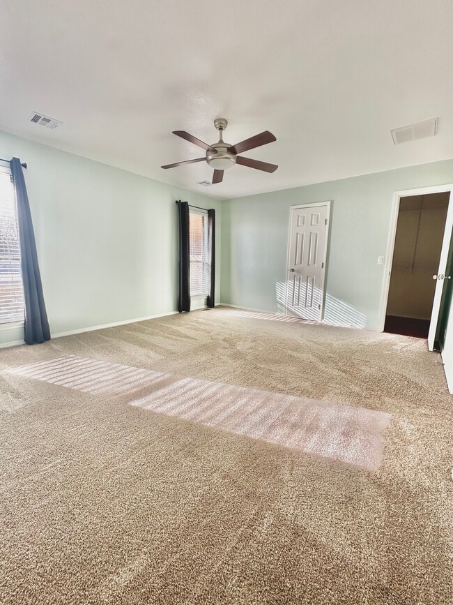 Foto del edificio - 1108 Countrywood Ln