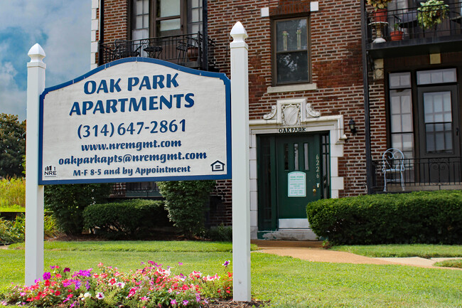 Building Photo - Oak Park Apartments