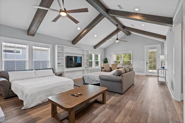 Foto del edificio - 1152 N County Hwy 393