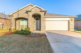 Building Photo - 9128 Stormcrow Dr