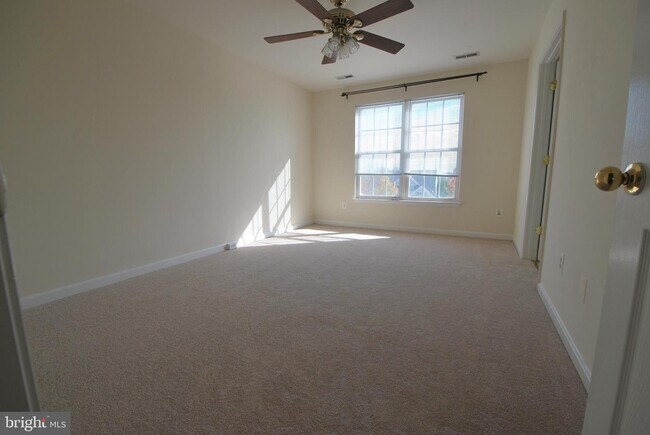 Foto del edificio - 6207 Conklin Way
