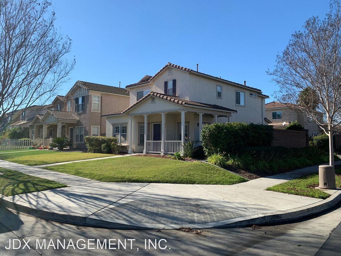 Primary Photo - 3 br, 2.5 bath House - 1587 GOLD RUN ROAD