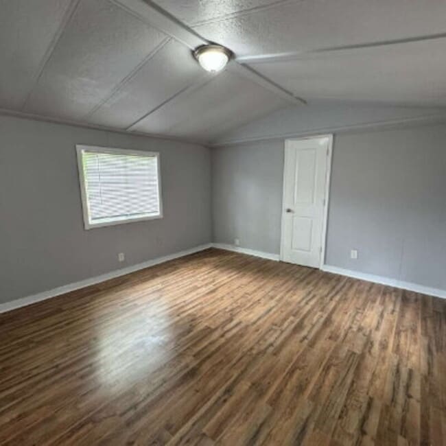 Building Photo - 298 Wares Cross Rd