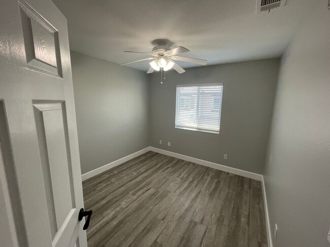 Building Photo - 33810 Willow Haven Ln
