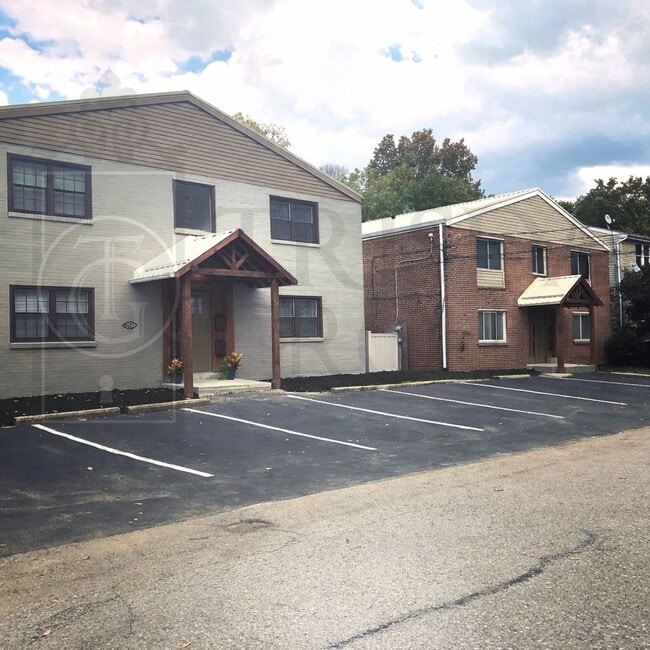 Photo - Avail June 1st! Renovated Crafton 2BR Apt, A/C, Private laundry/storage, Parking, Pets OK!