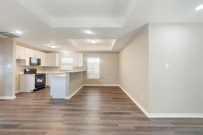 Building Photo - 11510 Palmsprings Dr