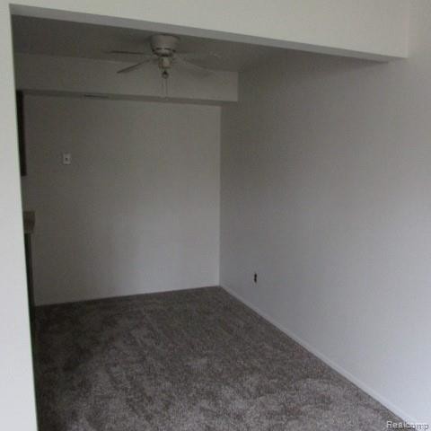 Foto del edificio - 22753 Grove St
