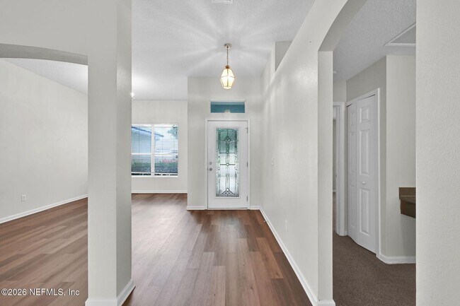 Foto del edificio - 10810 Stanton Hills Dr E