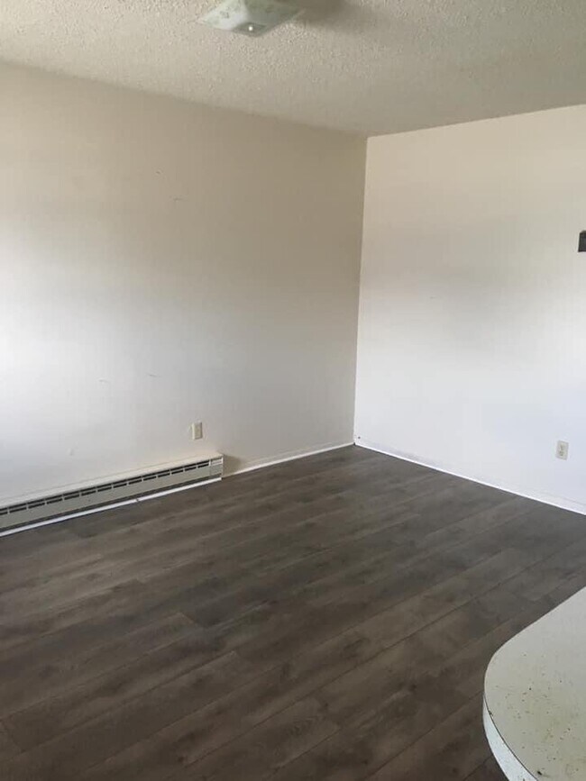 Foto del edificio - 6314 NW Oak Ave