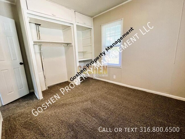 Building Photo - Adorable Updated Home with Large Backyard
