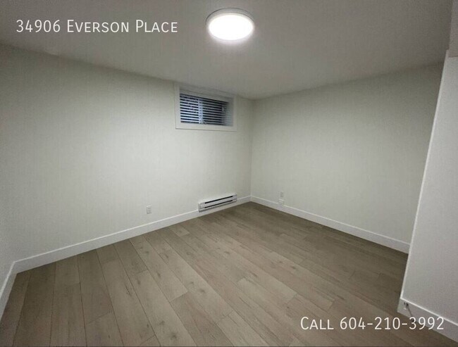 Building Photo - 2 Bedroom Basement Suite in Abbotsford