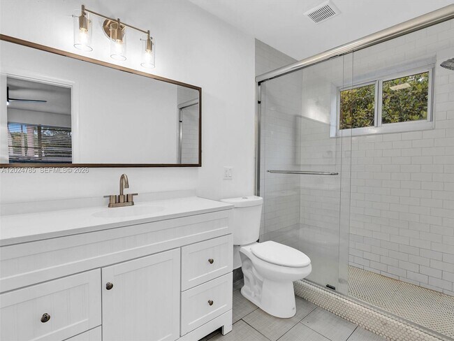 Building Photo - Southwest 42nd Terrace, Fort Lauderdale, FL 33314 - 3 BR 2 BA house