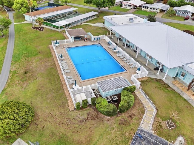 Foto del edificio - 1798 Fox Hill Dr