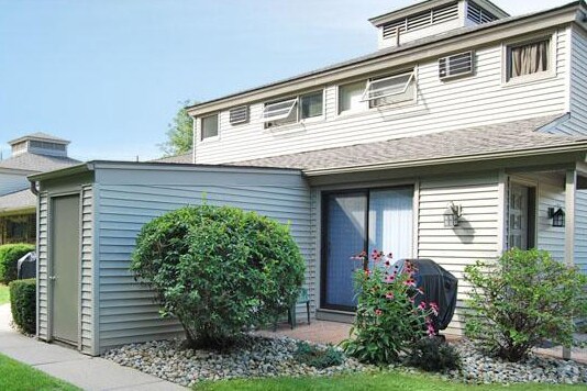 Townhouse Gardens Apartments Ellington Ct Community Townhouse Gardens