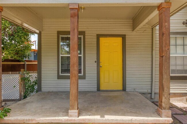 Foto del edificio - 2318 Willow St
