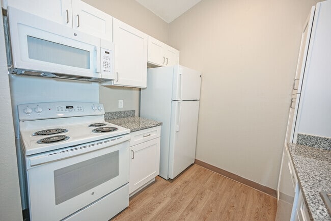 Building Photo - Worthington Point Aparments