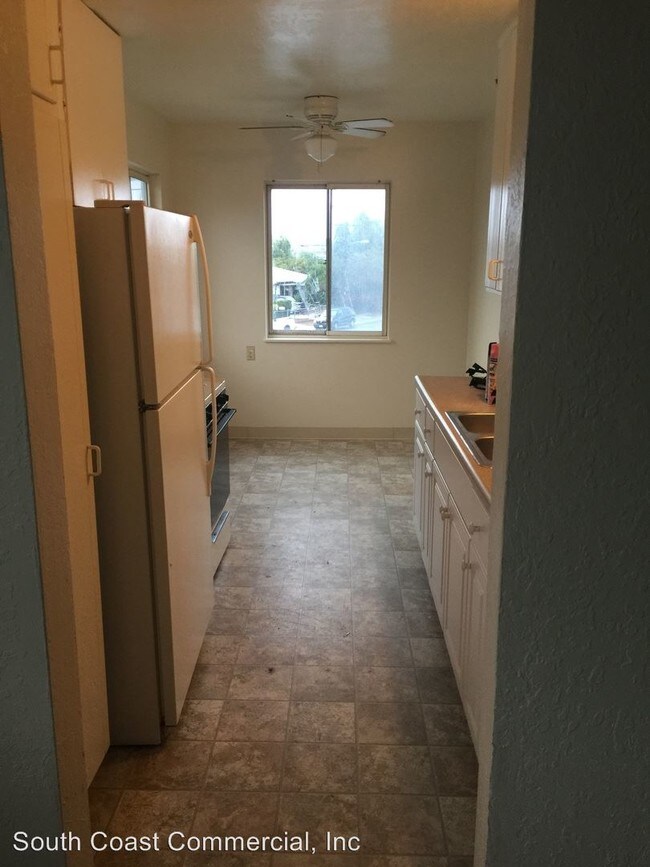 Building Photo - 243 San Jacinto Dr