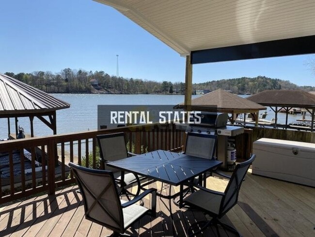 Building Photo - 3 bedroom in Hot Springs AR 71913