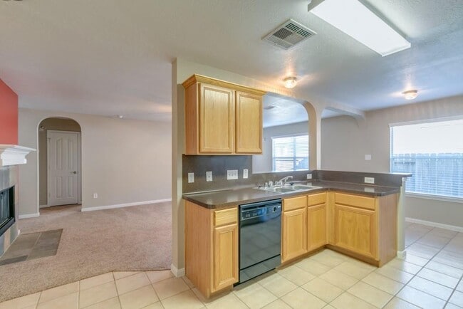 Building Photo - 12014 Bunny Ln