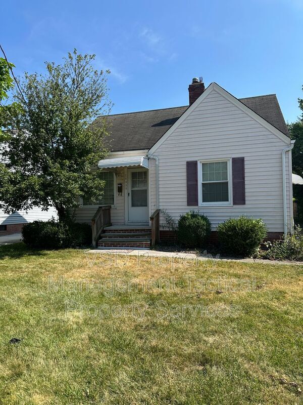 Foto principal - 20430 Wilmore Ave