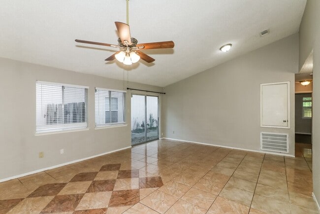 Building Photo - 17728 Northhagen Dr