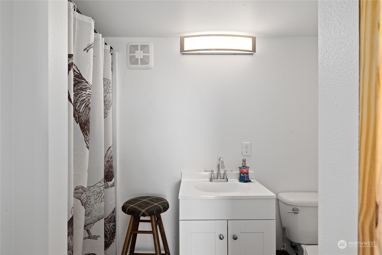 Building Photo - 4412 Thorp Cemetery Rd