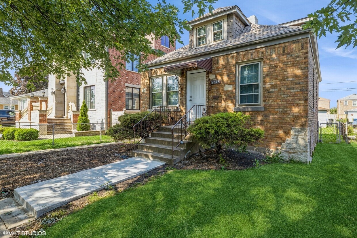 Foto principal - 5348 S Merrimac Ave