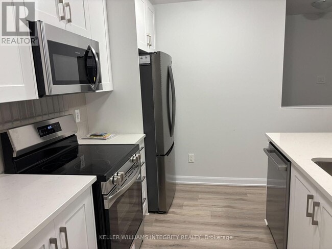 Building Photo - 1407 Creekway Private