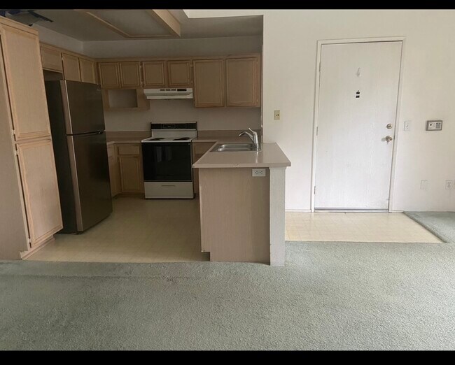 Building Photo - 17161 Alva Rd