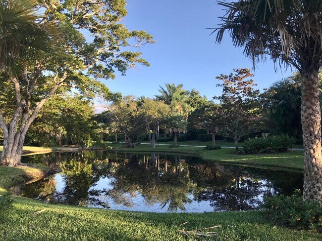 Foto del edificio - 1 Little Pond Rd