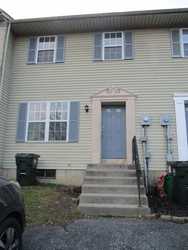 Building Photo - 412 Old Forge Dr