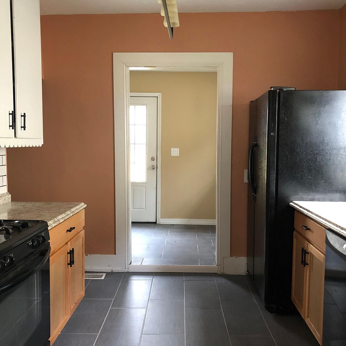 330 Liberty St Bowling Green, OH 43402 – photo 5