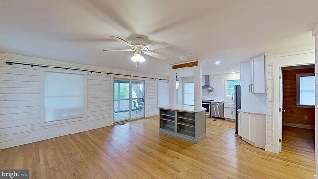 Foto del edificio - 17220 Gum Landing Rd