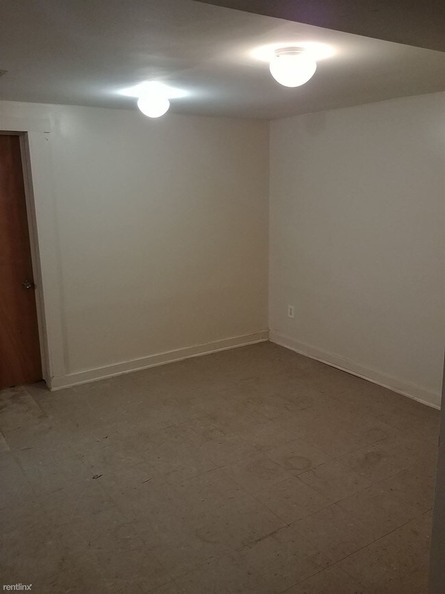 Building Photo - 2 br, 1 bath  - 5904 Janet St UNIT 2