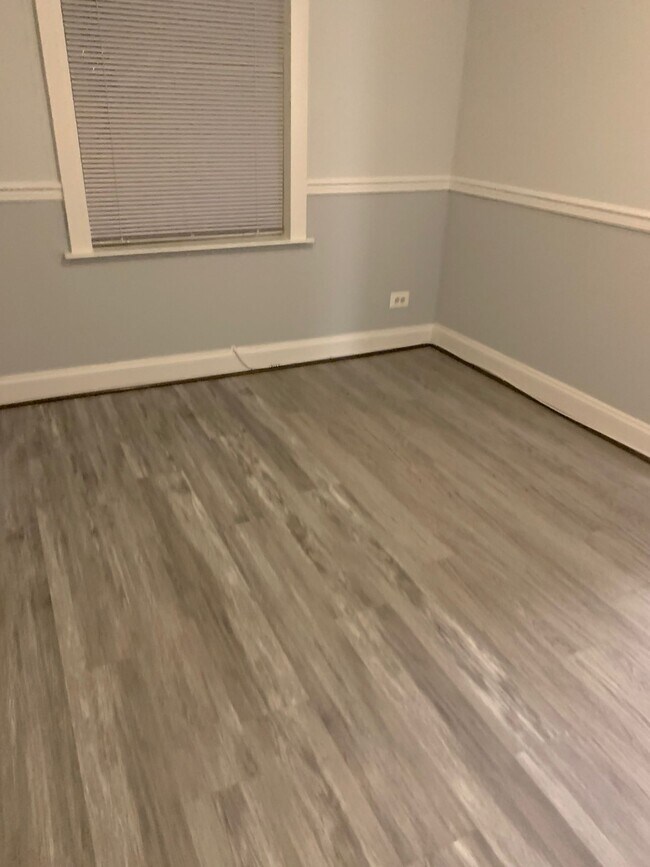 Foto del edificio - 148 N East Ave