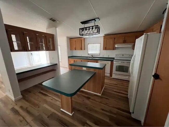 Building Photo - 239 Sweet Gum St
