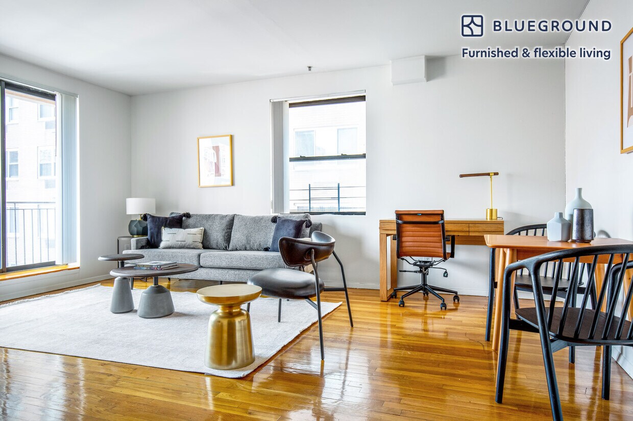 Primary Photo - 241 East 86th St