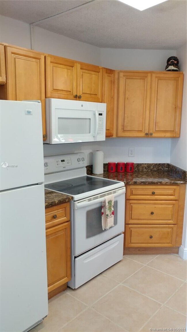 Foto del edificio - 10451 W Broward Blvd