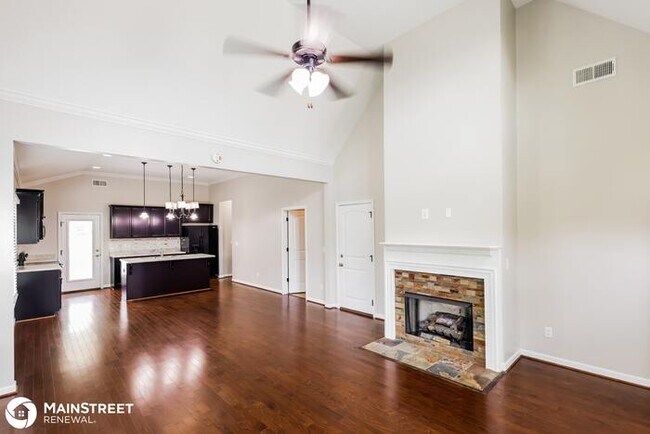 Foto del edificio - 5865 CHESHIRE COVE TRL, MCCALLA, AL 35111