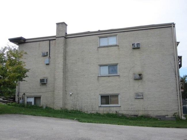 Foto del edificio - 428 Crescent Blvd