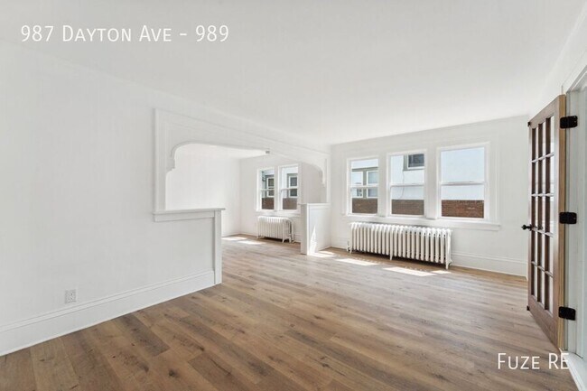 Foto del edificio - 987 Dayton Ave