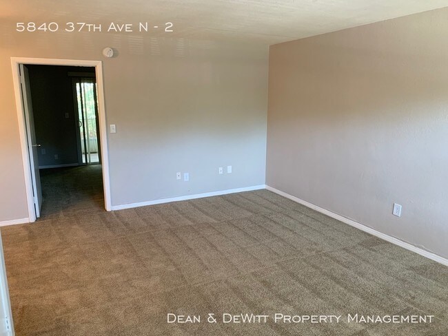 Foto del edificio - 5840 37th Ave N