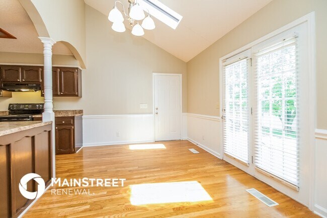 Building Photo - 1311 Amberwood Cir