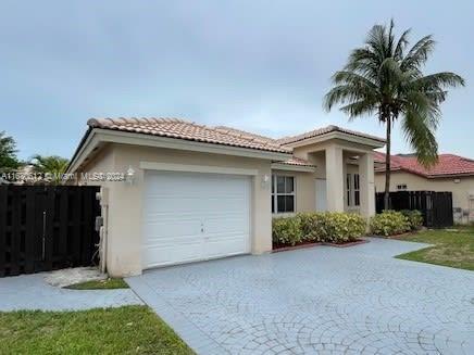 Foto del edificio - 8137 SW 163rd Ave
