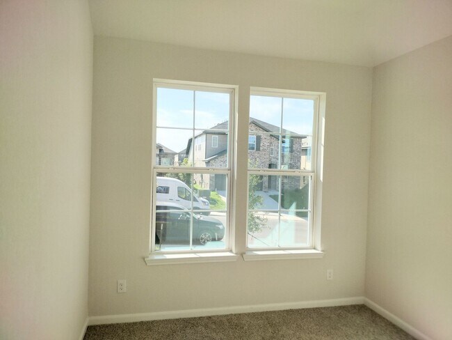 Foto del edificio - Beautiful 4 bedroom new build, it is a must see!!