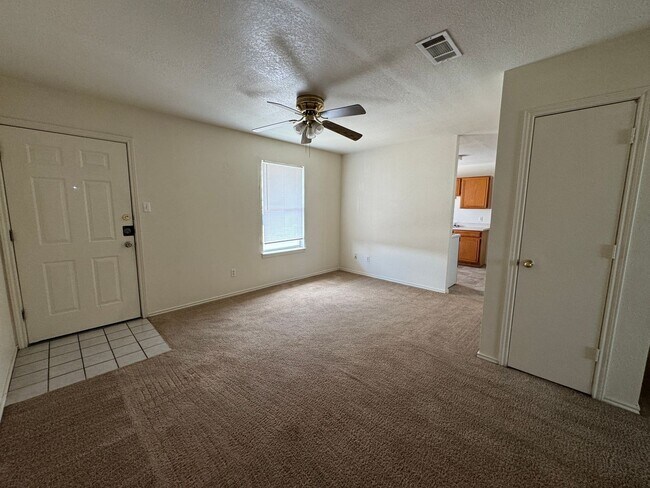 Foto del edificio - 1504 Windward Dr