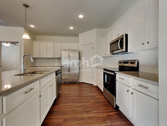 Foto del edificio - 2814 Alanas Meadow Way
