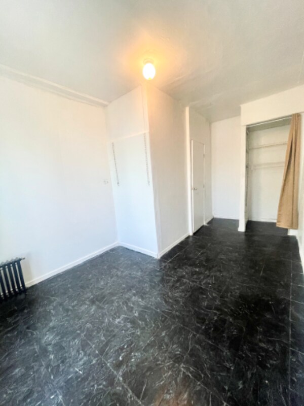 Building Photo - 888 Belmont Ave