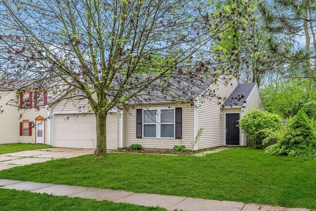 Building Photo - Sweet 3 Bedroom 2 Full Bath in Wayne Township