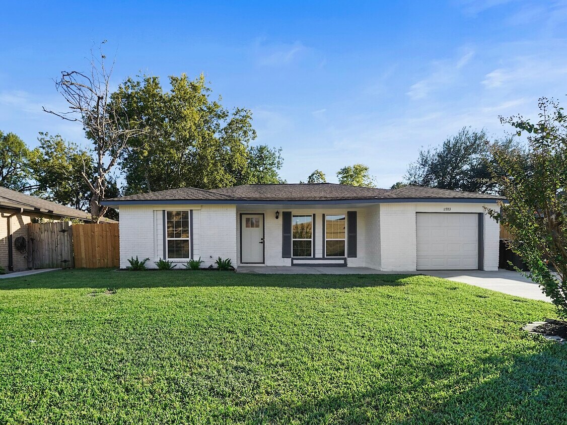 Foto principal - 11703 Hendon Ln
